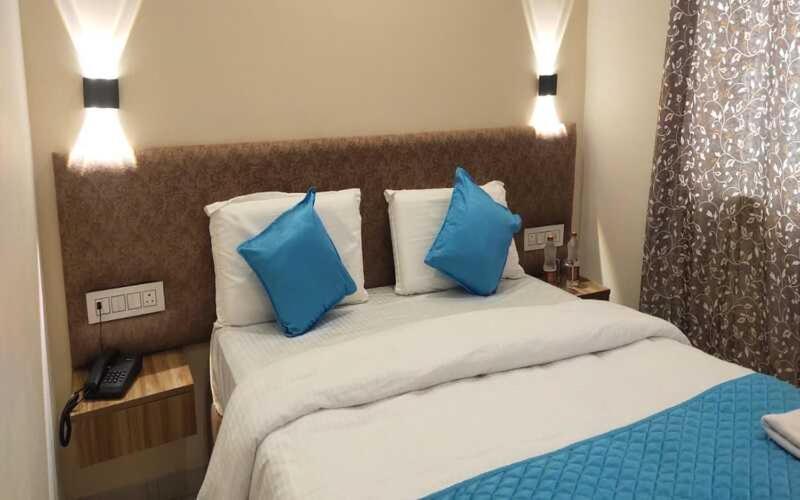 Hotel Paramount Visakhapatnam Exteriör bild